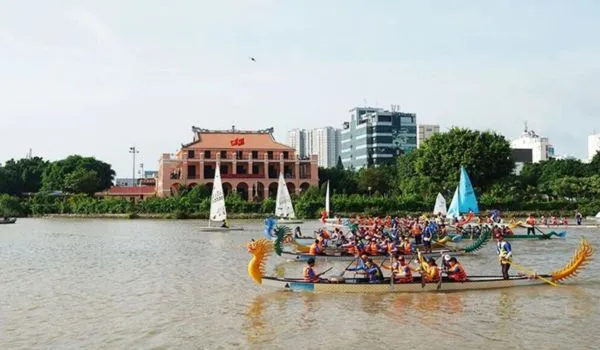 Tourisme au Vietnam: Les plus belles croisières et festivals au bord de l'eau